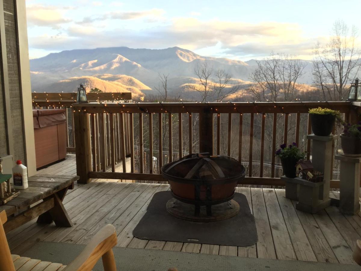 Love Nest Chalet Villa Gatlinburg Kültér fotó